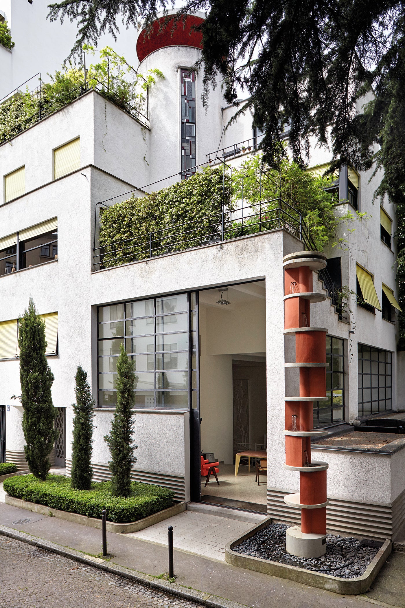 Economies of Art and Life