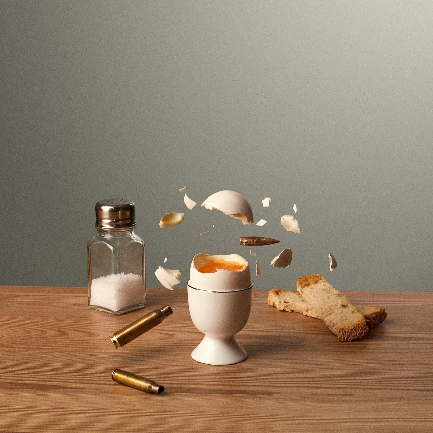 An Absurd Breakfast With Fragmento Universo