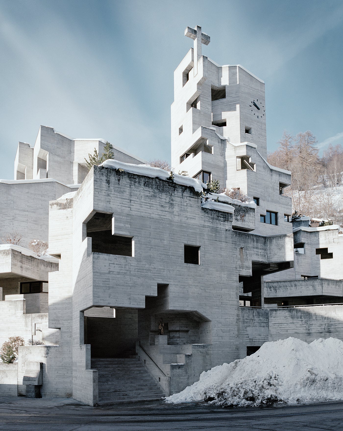 A Brutalist Spiritual Sanctuary in the Swiss Alps