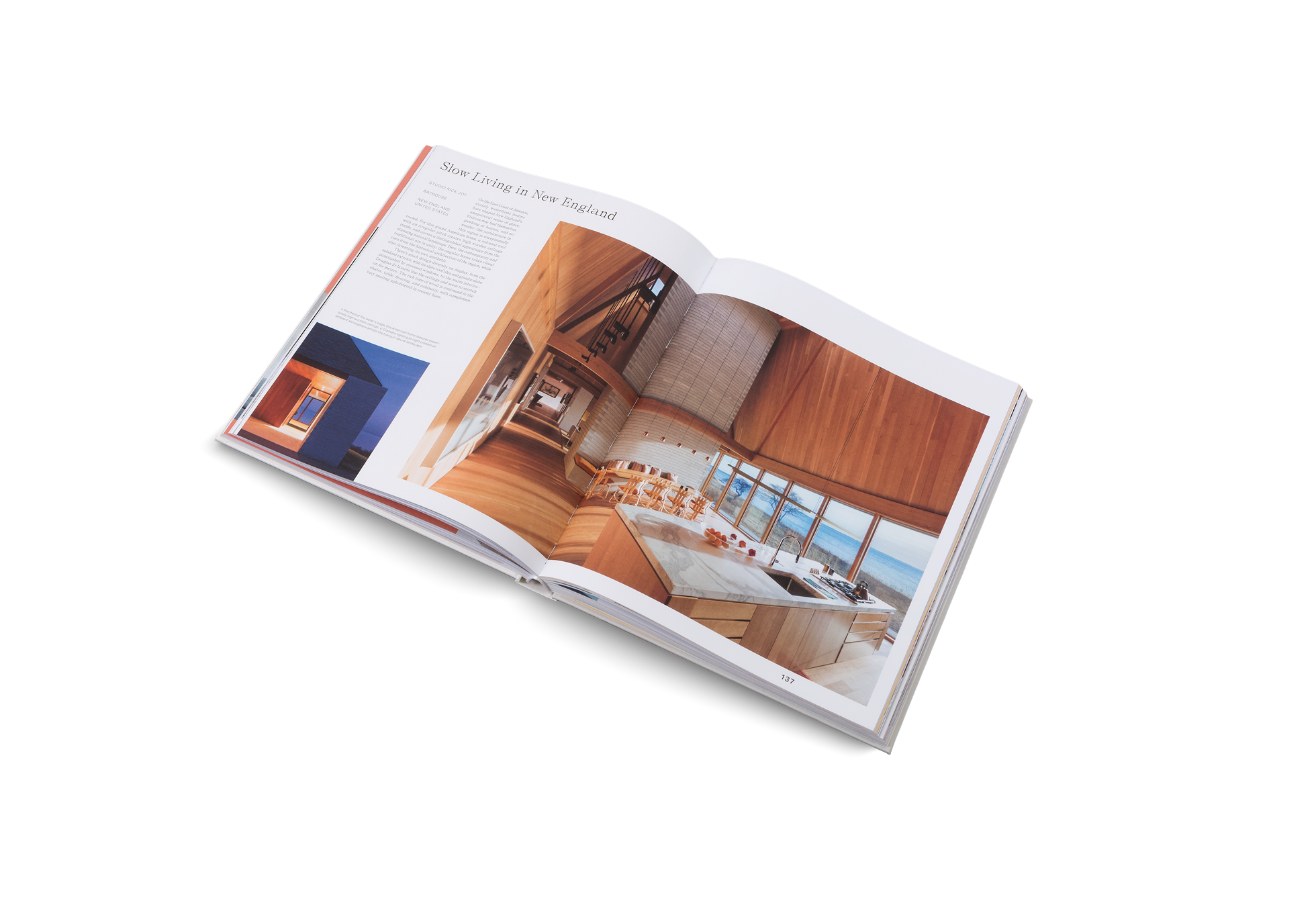 Discover this New England house designed by Studio Rick Joy in Out of the Woods by gestalten. On the East Coast of America, stately waterfront homes have shaped New England’s unequivocal sense of place. Visitors may find themselves gawking at houses, and no wonder—the architecture in this region is exceptionally varied.