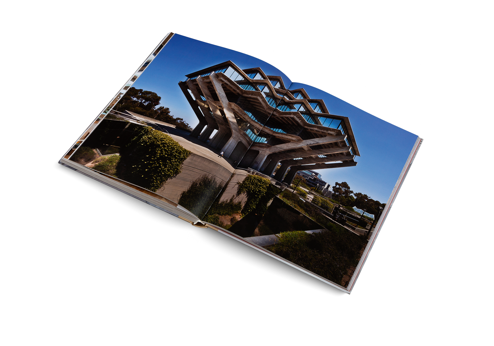 Discover the most beautiful libraries around the world in Temples of Books by gestalten