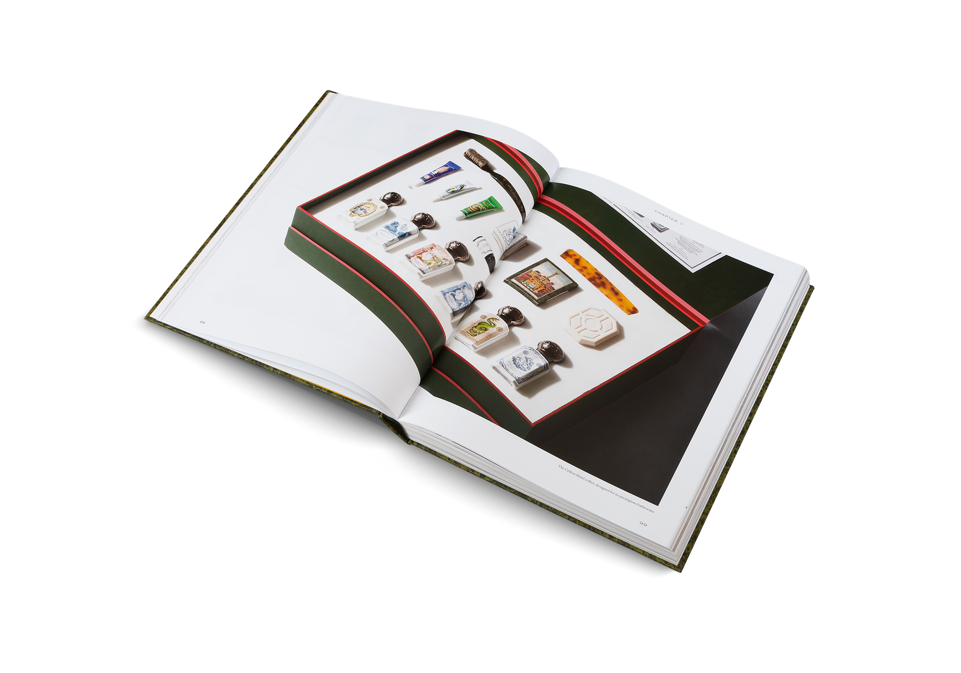 The catalog is the cornerstone of the brand’s universe, according to Victoire de Taillac: “The magically illustrated Buly catalog is a gospel that tells the story of the brand’s universe, both material and immaterial. It is entirely conceived and designed in French. Find out more the catalogue in the Beauty of Time Travel.