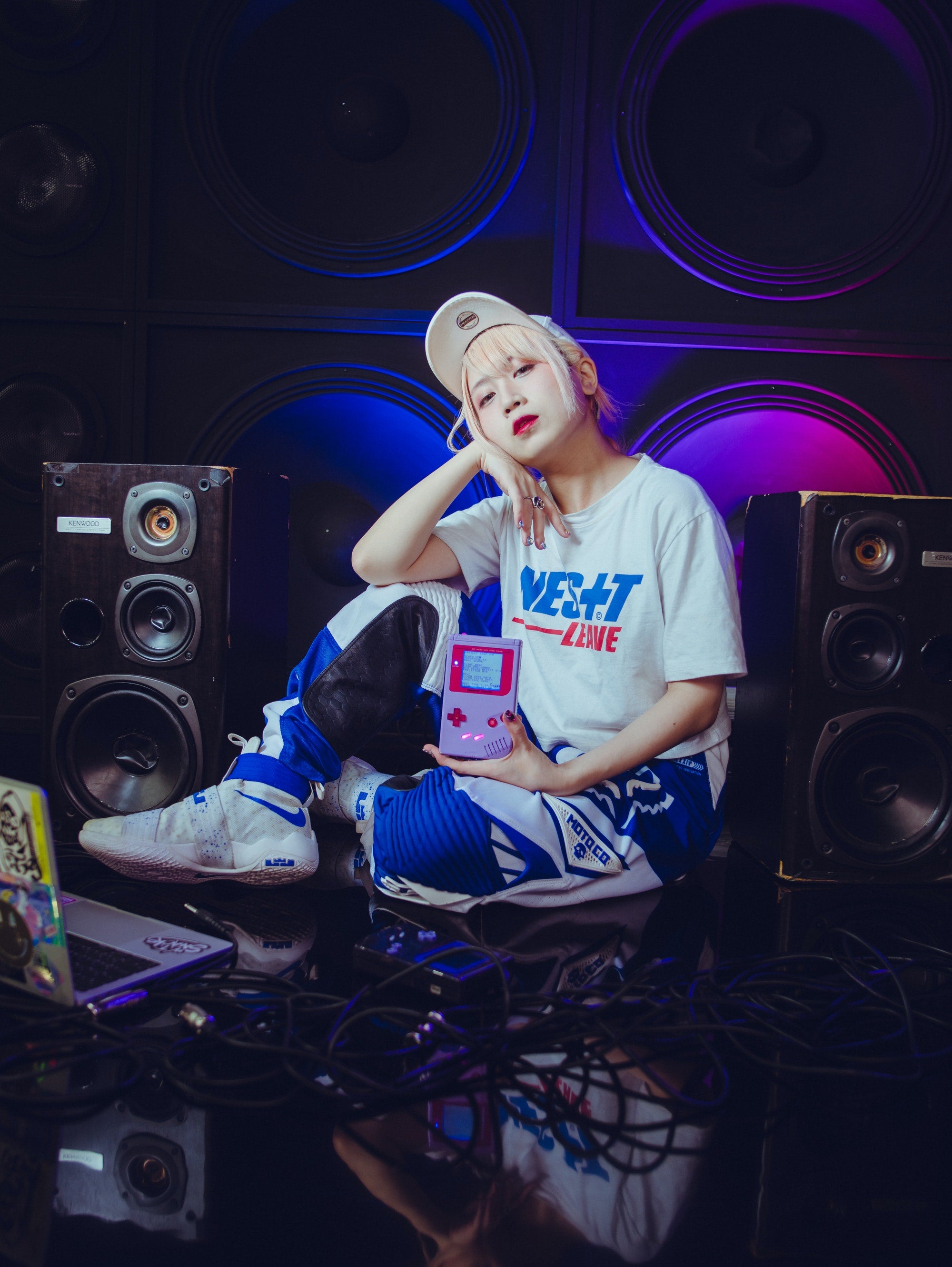 At the forefront of the chiptune music scene in Japan is the artist known as Toriena. Chiptune is electronic music typically composed by using the sound chips in vintage video-game consoles, and Toriena’s music stands apart in its dizzying complexity and depth. Born in Sapporo, she gained an appreciation of electronic music in high school and began dabbling in composing in university. Find out more about Toriena in The Obsessed by Irwin Wong.