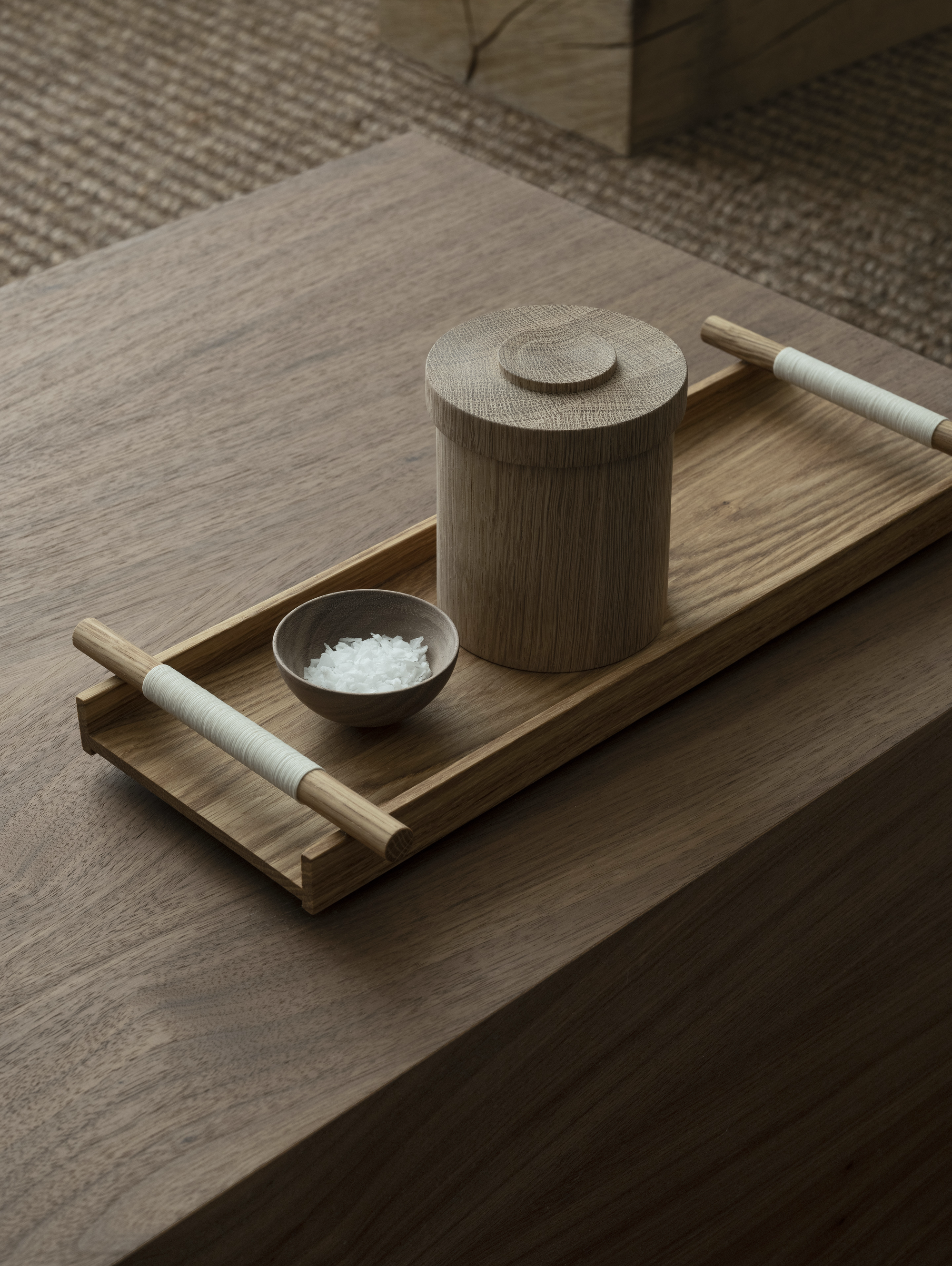 At the Azabu Residence designed together with Keiji Ashizawa, the space is sparsely exposed to daylight creating opportunities for poetic shadows. This project is featured in Soft Minimal by Norm Architects.