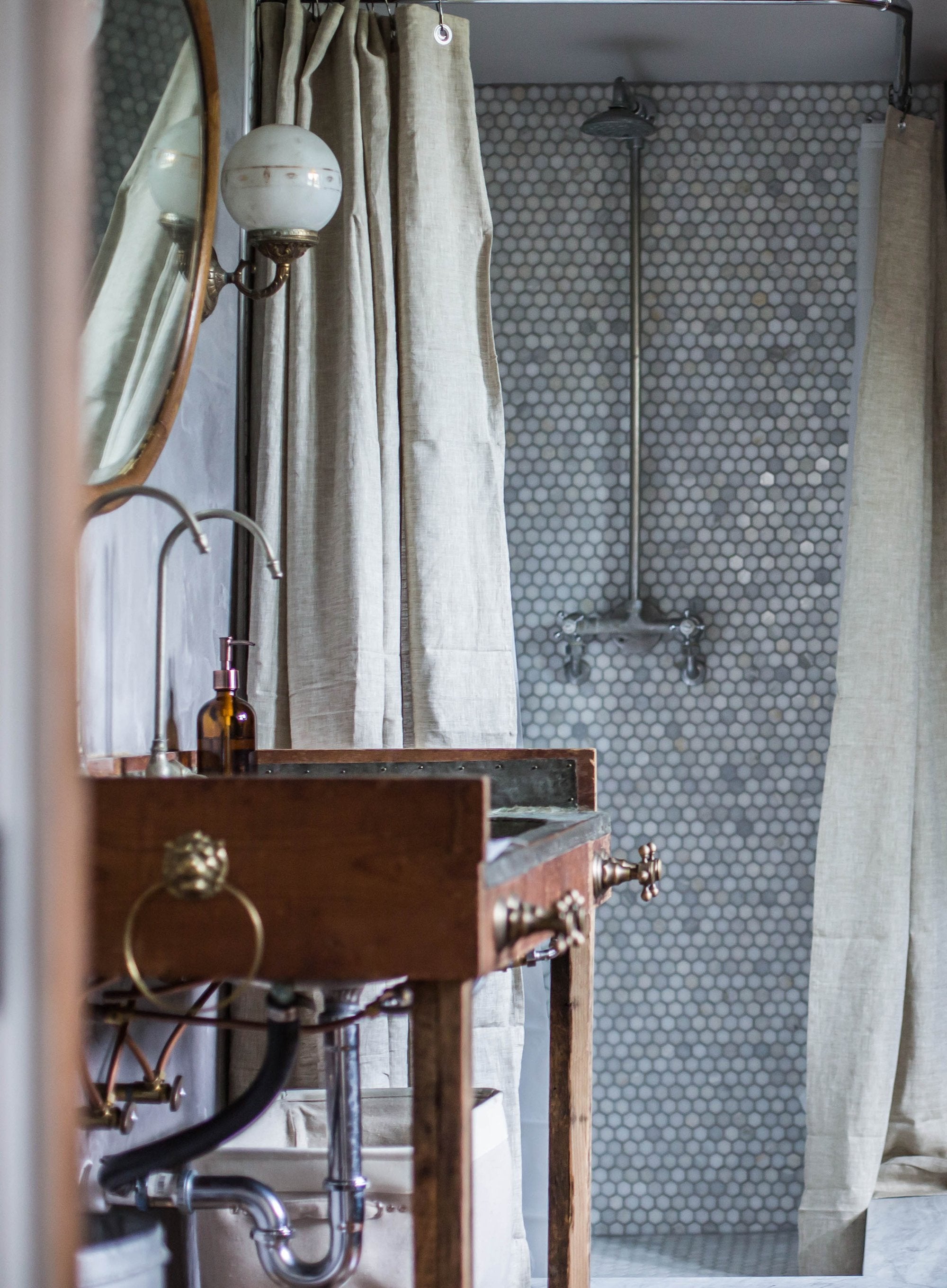 New Romance Interiors Gestalten book