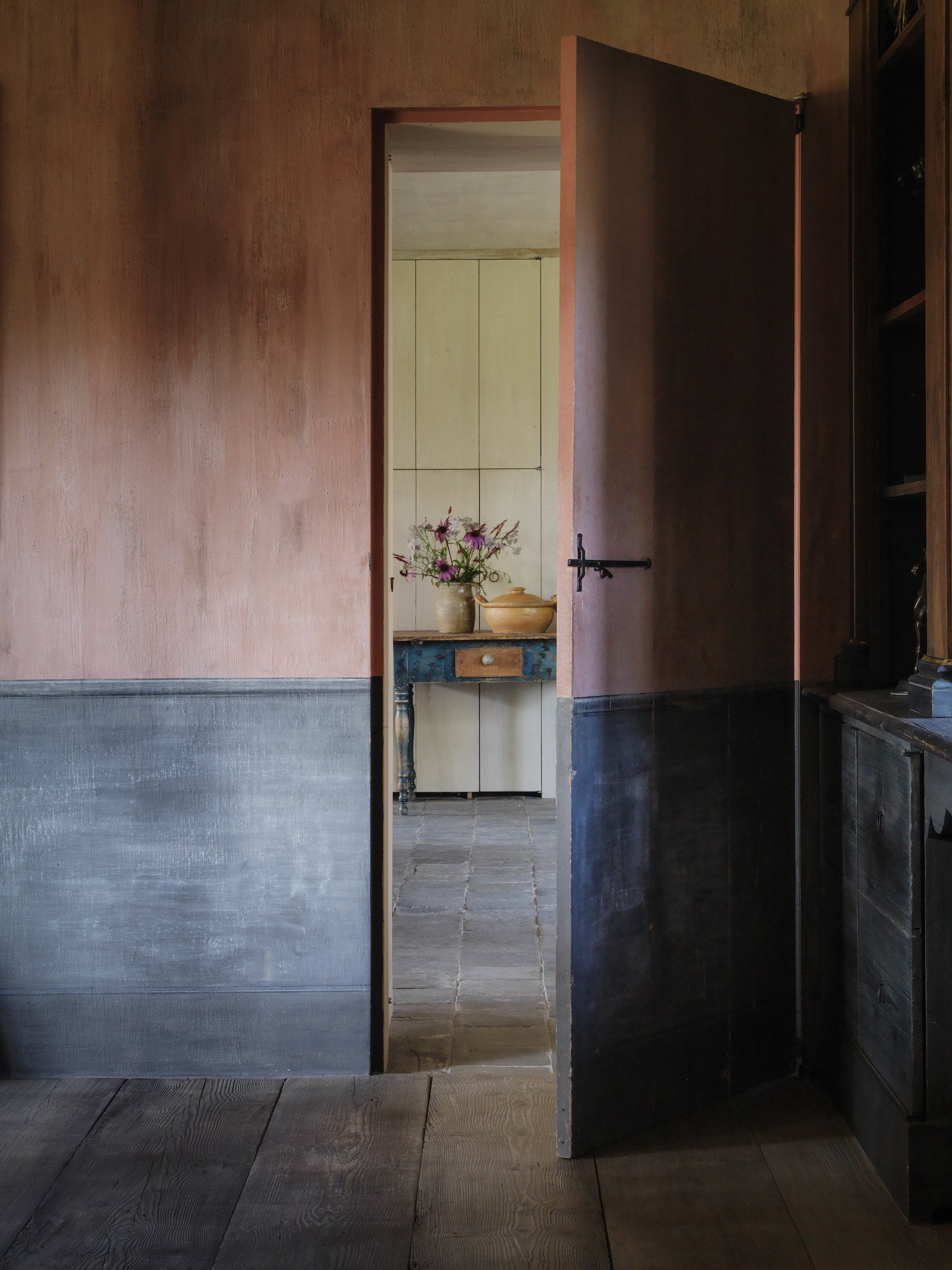 New Romance Interiors Gestalten book