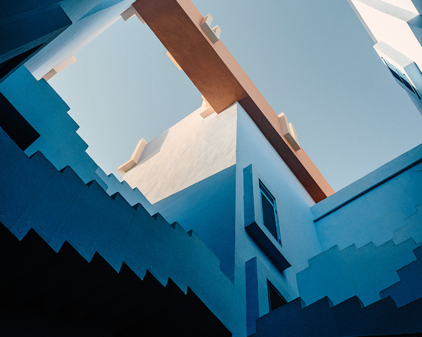 The Last Dreamers of Modernity