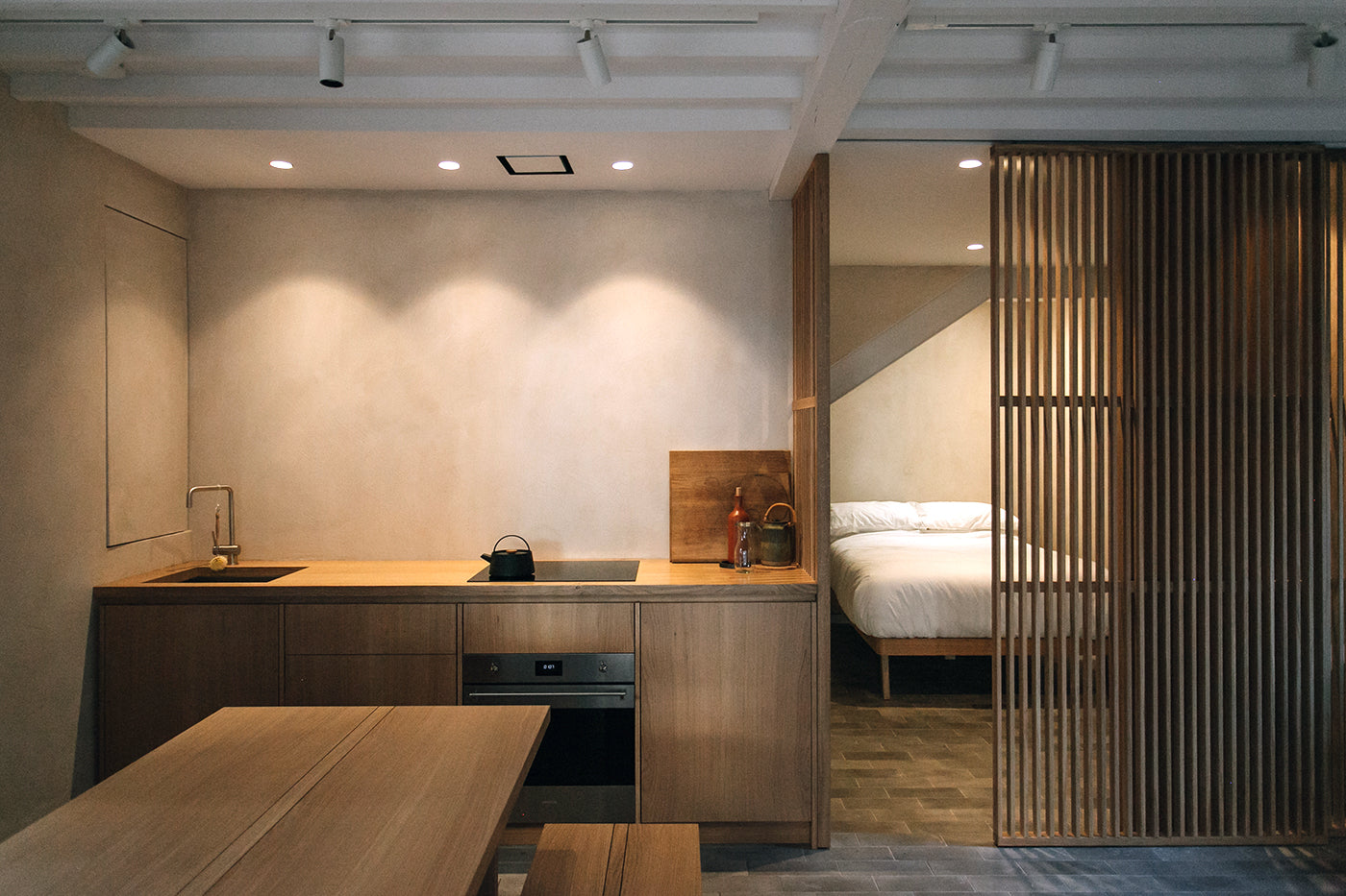 Studio designed by Izat and Arundell in Edinburgh. (Photo: Haarkon)