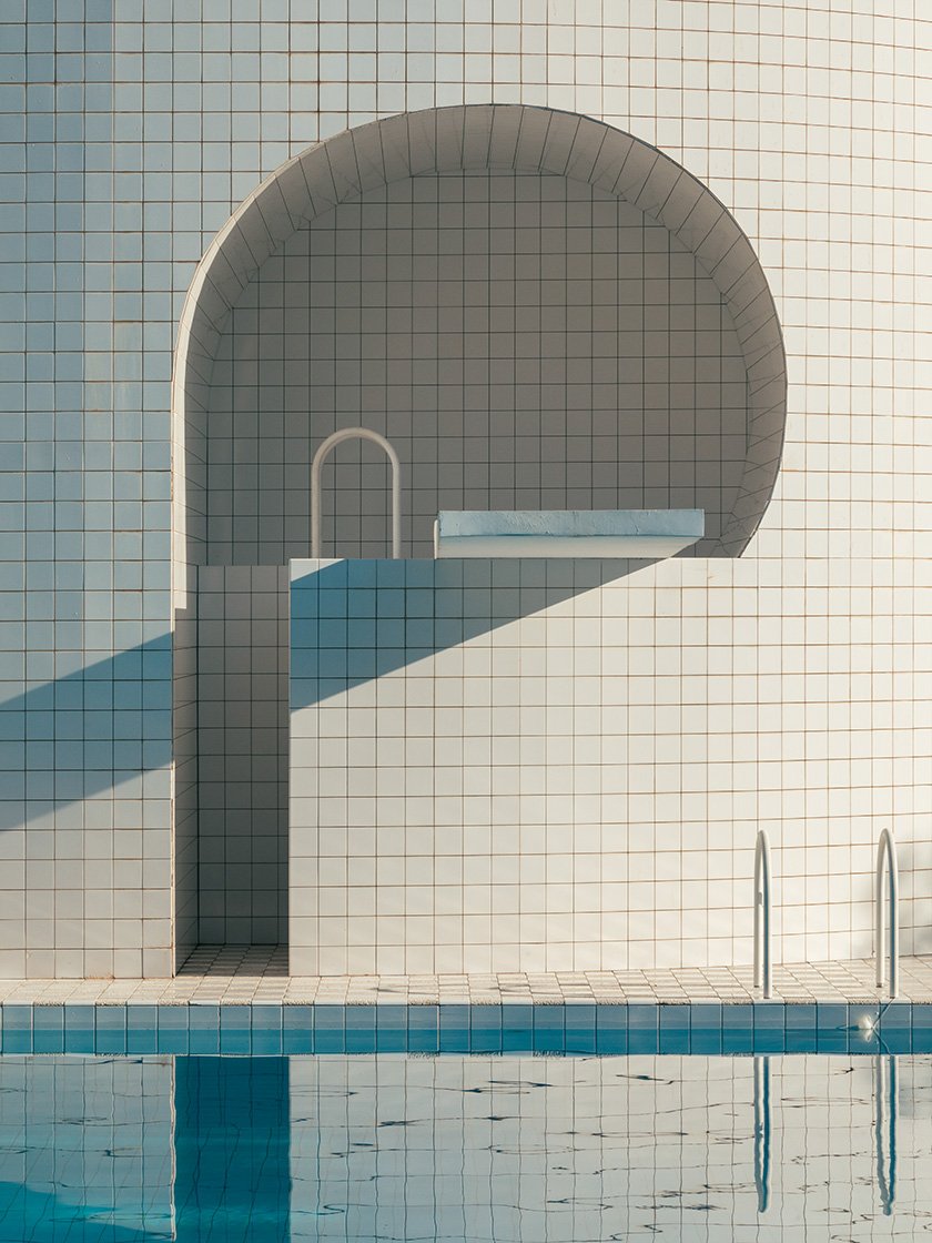 A diving board captured by Romain Laprade