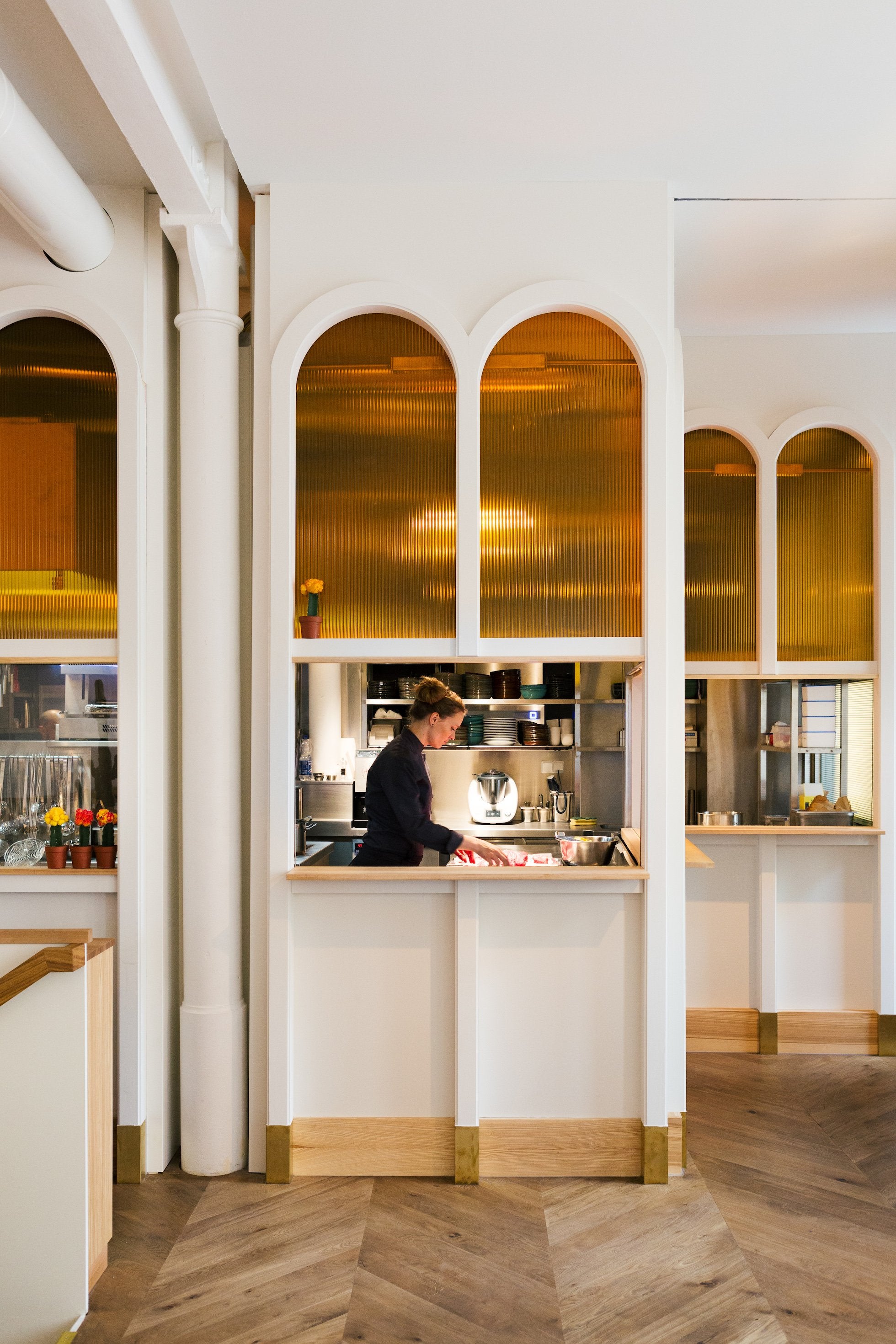 Appetizer restaurant café food interior gestalten book