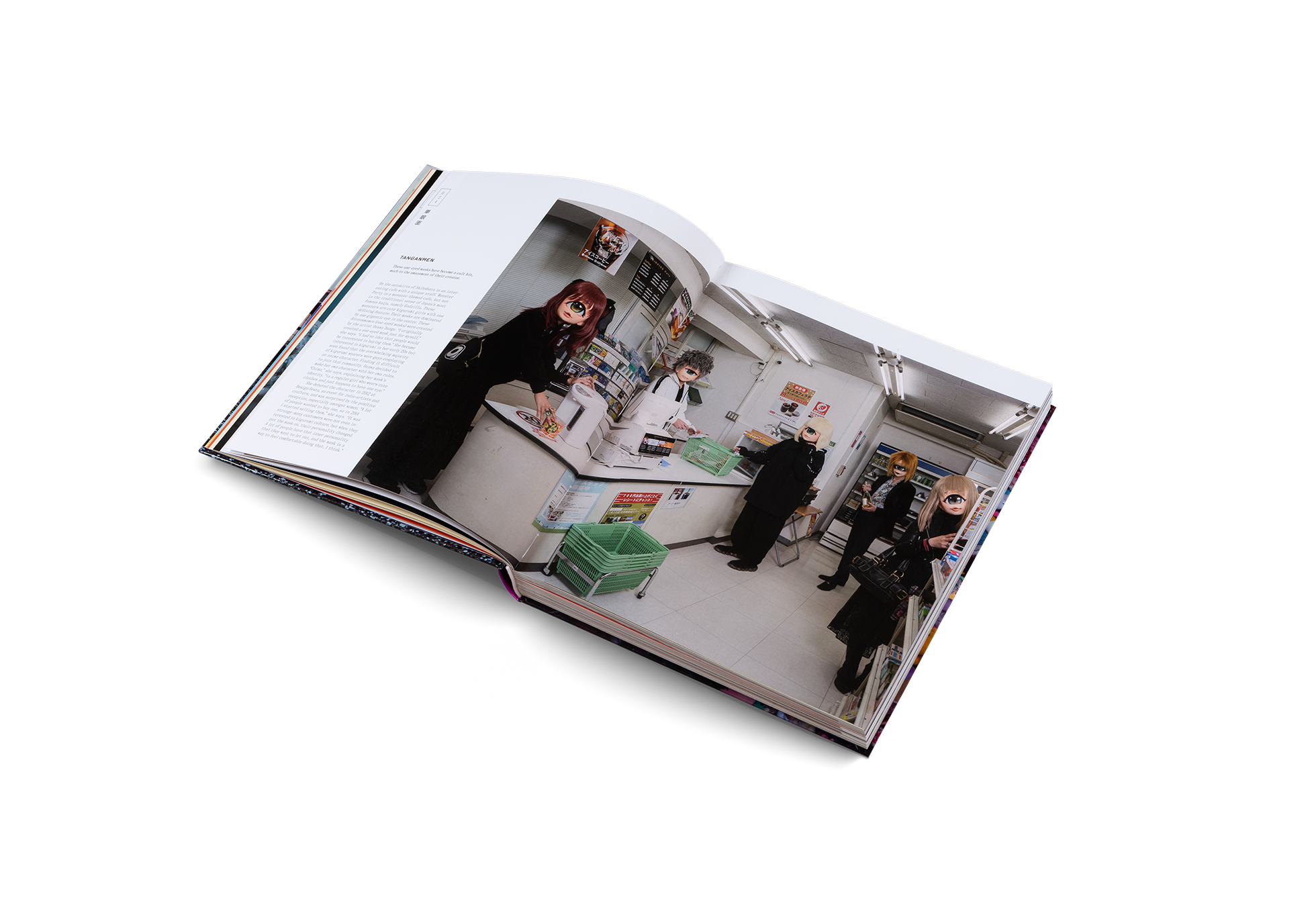 Ozawa Dango debuted the character in 2012 at Design Festa, an event for indie artists and crafters, and was surprised by the positive reception, especially amongst women. “A lot of people wanted to buy one, so in 2014 I started selling them,” she says.