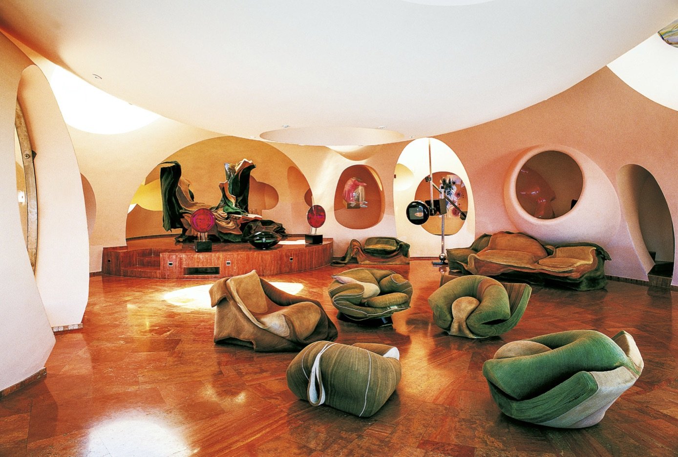 Inside Utopia - Visionary Interiors and Futuristic Homes - gestalten US Shop